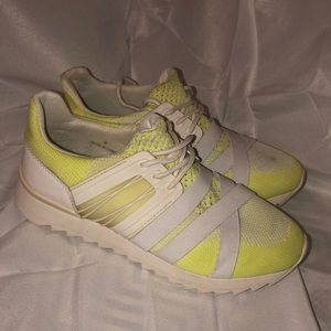 ASIS Knitted Sneakers size 4